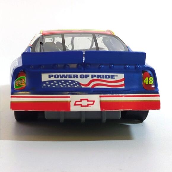 Jimmie Johnson #48 Lowe's Power of Pride USO 2003 Monte Carlo 1/24 Diecast - Picture 5 of 8